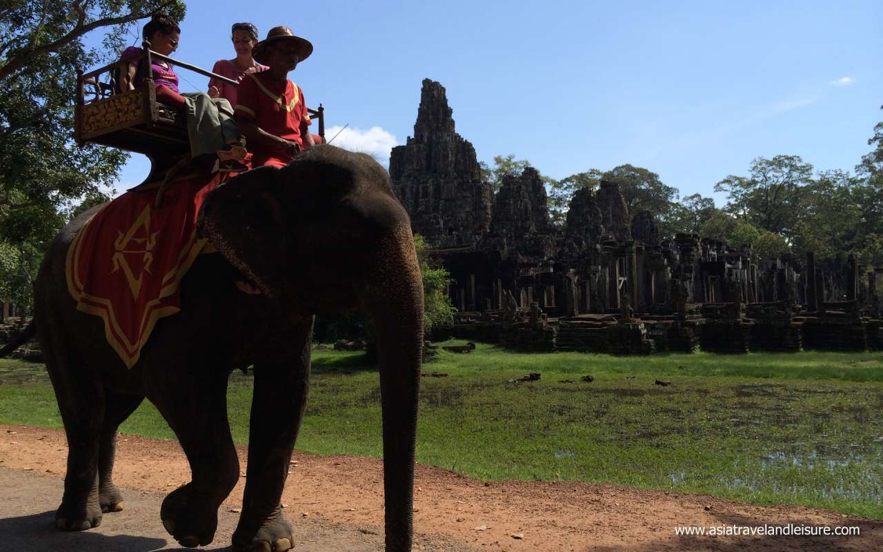  Children in the countryside in Siem Reap Cambodia