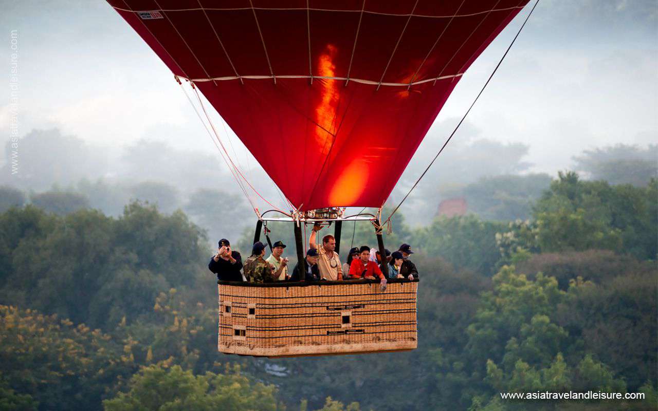 Amazing Angkor Wat on Balloon 5c727