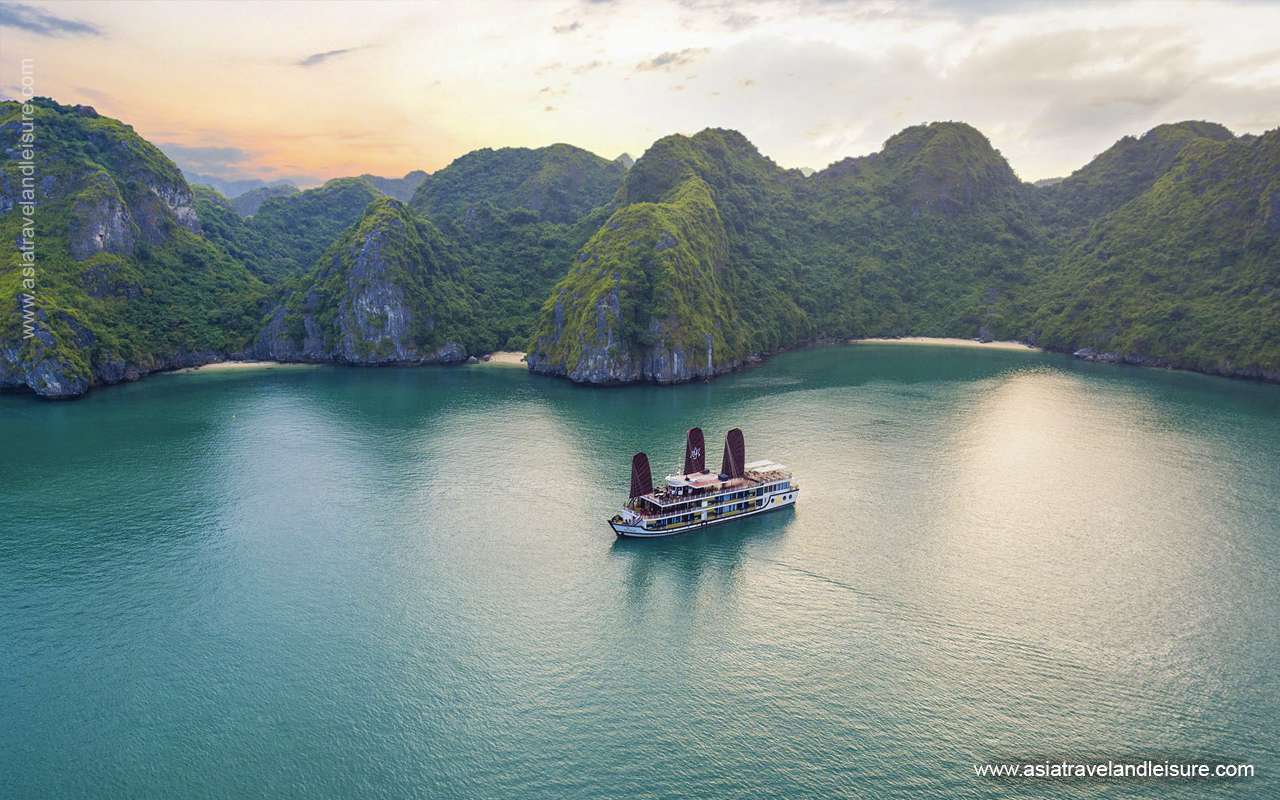 Halong Bay 8cbc3