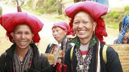 Explore the oriental culture in Vietnam Cambodia trip