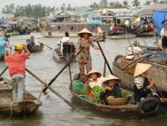 Mekong delta- River market