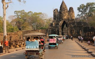 Tuk tuks in Seam Reap