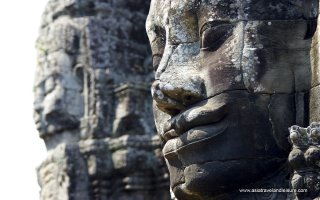 Big faces at Bayon temple ( Angkor Wat )