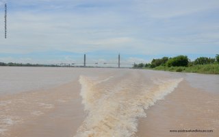 Speed boat up stream of Mekong river to Phnompenh