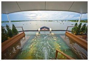 Aqua Mekong: Expedition Cruise