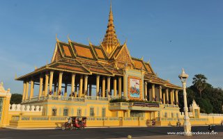 4-Day Tour of Phnom Penh and Surrounding Areas