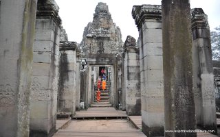 Biking through Angkor - 5 Days